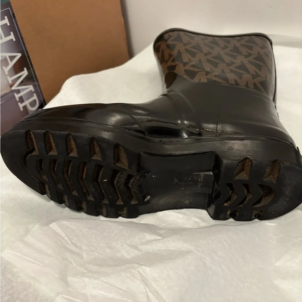 Michael Kors Black and Brown Monogram Boots 8.0